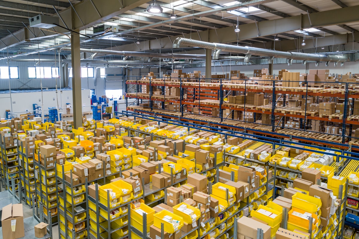 Automated loading and unloading system
